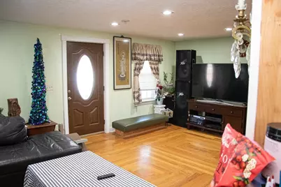 20 Washburn St, Worcester, MA 01610 - Photo 4