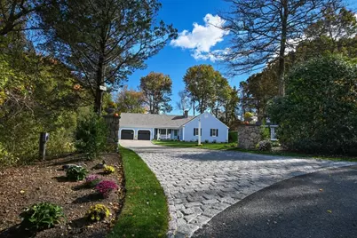 9 Coach Ln, Sandwich, MA 02563 - Photo 2