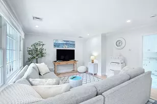 9 Coach Ln, Sandwich, MA 02563 - Photo 8