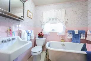 38 W Main St, Millbury, MA 01527 - Photo 22