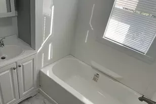 14 Coleman, Gardner, MA 01440 - Photo 8