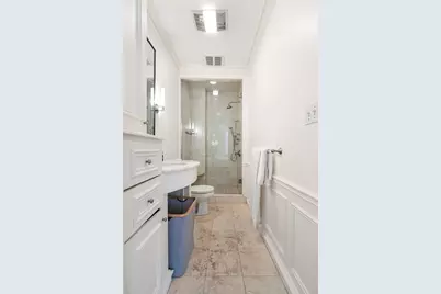 6 Walnut St #3, Boston, MA 02108 - Photo 12