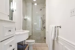 6 Walnut St, Boston, MA 02108 - Photo 12