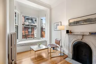 6 Walnut St, Boston, MA 02108 - Photo 4