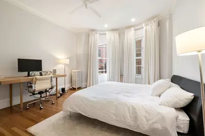 6 Walnut St #3, Boston, MA 02108 - Photo 8