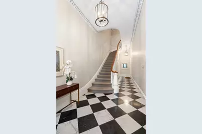 6 Walnut St #3, Boston, MA 02108 - Photo 14