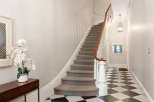 6 Walnut St, Boston, MA 02108 - Photo 14