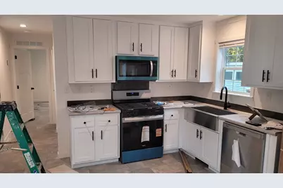 286 Newbury #110, Peabody, MA 01960 - Photo 6