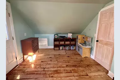 33 Williams St, Buckland, MA 01370 - Photo 24