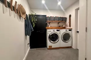 33 Williams St, Buckland, MA 01370 - Photo 14