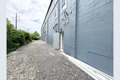 1130 Eastern Ave, Malden, MA 02148 - Photo 14