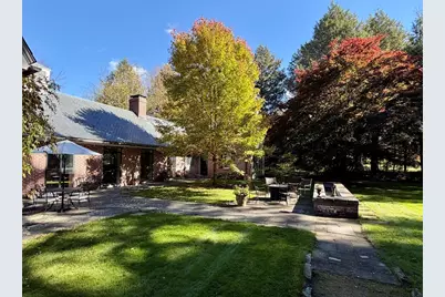 164 Forest St #164, Sherborn, MA 01770 - Photo 2