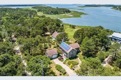 95 Barker St, Wellfleet, MA 02667 - Photo 2