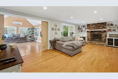 72 Tanglewood Dr, East Longmeadow, MA 01028 - Photo 8