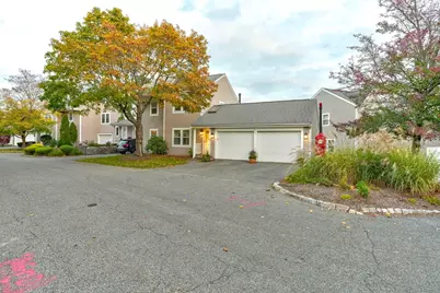 19 Harbourside Rd #19, Quincy, MA 02171 - Photo 2