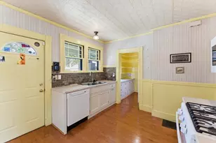 106 Magnolia Terrace, Springfield, MA 01108 - Photo 16