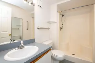 200 Ledgewood Dr, Stoneham, MA 02180 - Photo 22