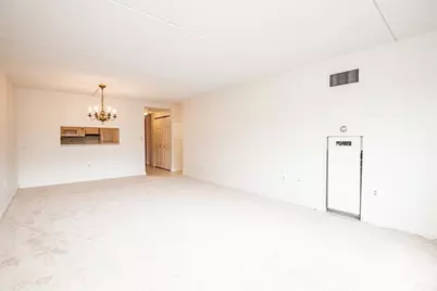 200 Ledgewood Drive #505, Stoneham, MA 02180 - Photo 14