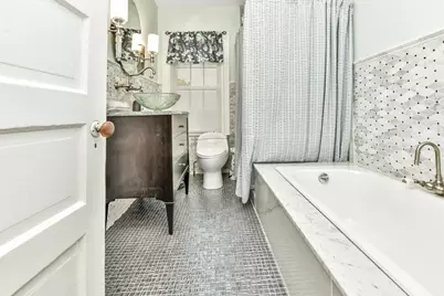 23 Tonawanda St, Boston, MA 02124 - Photo 24