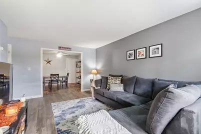 655 W Lowell Ave #6, Haverhill, MA 01832 - Photo 4