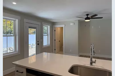 480 Wareham St #10, Middleborough, MA 02346 - Photo 6