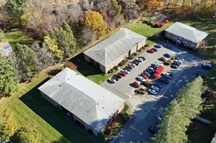 39 Pleasant St, Northborough, MA 01532 - Photo 16