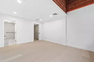 58 Merrimac St, Newburyport, MA 01950 - Photo 16