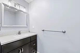 58 Merrimac St, Newburyport, MA 01950 - Photo 20