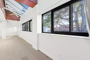 58 Merrimac St, Newburyport, MA 01950 - Photo 14