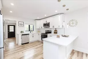 39 Trask St, Beverly, MA 01915 - Photo 8