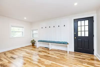 39 Trask St, Beverly, MA 01915 - Photo 12