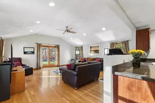 62 Catherine Dr, Peabody, MA 01960 - Photo 6