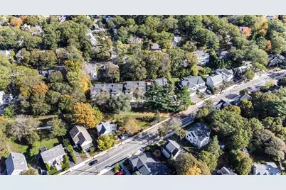 956 Walnut Street #4, Newton, MA 02461 - Photo 4