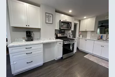 9 Watt Rd, Worcester, MA 01606 - Photo 8