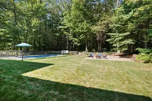 19 Wildflower Dr, Sutton, MA 01590 - Photo 8