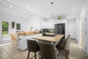 19 Wildflower Dr, Sutton, MA 01590 - Photo 22