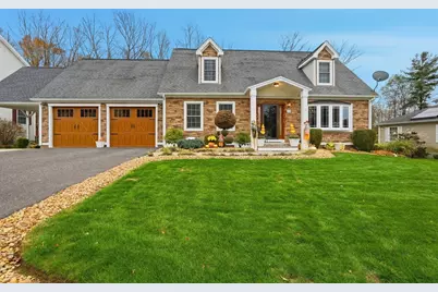 25 Angelica Dr, Springfield, MA 01129 - Photo 1