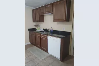 807 Franklin St #2, Worcester, MA 01604 - Photo 2