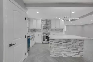 128 Old Bedford Rd, Westport, MA 02790 - Photo 10