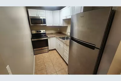 19 Washington St #5, Haverhill, MA 01832 - Photo 2