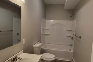 218 Mechanic St, Leominster, MA 01453 - Photo 6