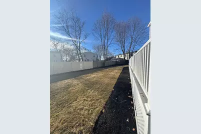 12 Bronx Road, Boston, MA 02132 - Photo 22