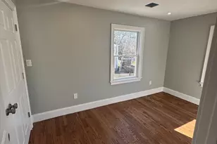 12 Bronx Rd, Boston, MA 02132 - Photo 10