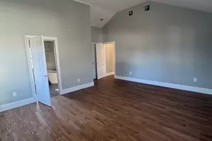 12 Bronx Rd, Boston, MA 02132 - Photo 14