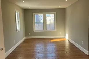 12 Bronx Rd, Boston, MA 02132 - Photo 4