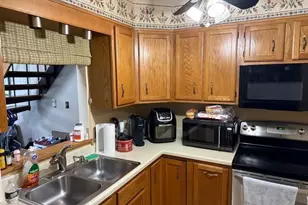 1 Pondview Dr, Pittsfield, MA 01201 - Photo 6