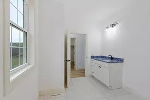 201 Upper Church St, Ware, MA 01082 - Photo 18