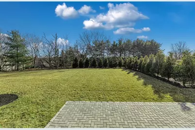 14 Starling Street, Boston, MA 02132 - Photo 4