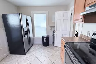 391 Commercial St, Braintree, MA 02184 - Photo 4