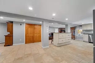 27 Downey St, Hopkinton, MA 01748 - Photo 12